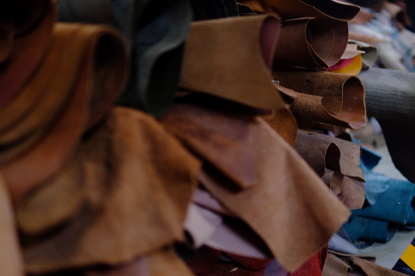 Vegetable-tanned leather, natural finish